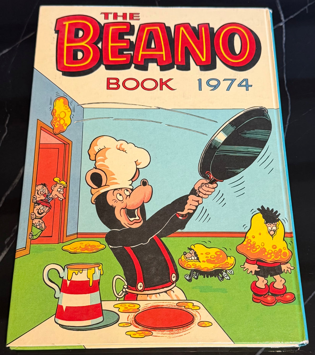 The Beano Book 1974 Vintage Comic Annual DC Thomson Biffo Chef Pancake Cover